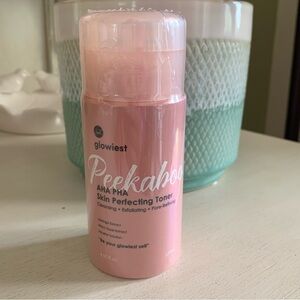 Glowiest Peekaboo AHA PHA Skin Perfecting Toner